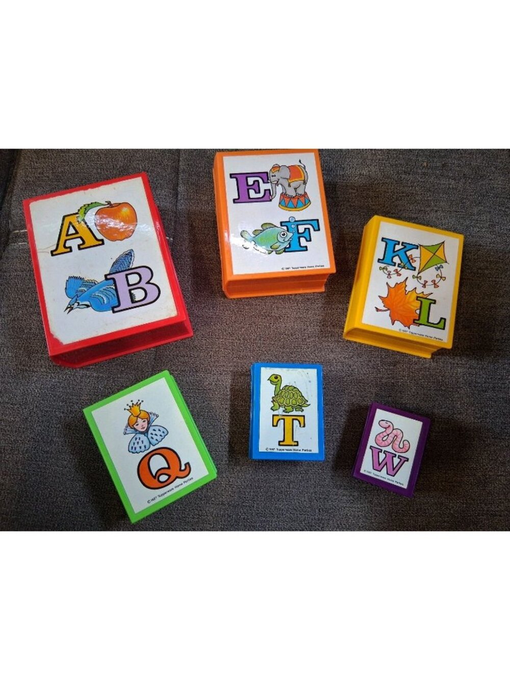Vintage 1987 TUPPERTOYS Bookworm ABC Nesting Book COMPLETE RARE TUPPERWARE